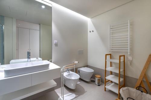 Koupelna v ubytování Cond Bayline LUX BEACH&SPA APARTMENT - Atum - BY BEDZY