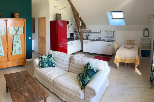 Superbe T2 dans grange, calme absolu, Pau à 10min