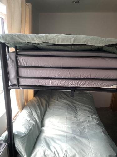 Postel nebo postele na pokoji v ubytování Freedom hostel