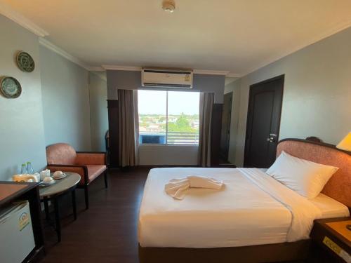 Gallery image of Mayflower Grande Hotel Phitsanulok in Phitsanulok
