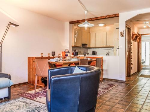 Apartment Eden Roc 51 by Interhome