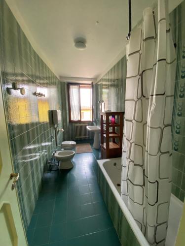 Ένα μπάνιο στο AGRITURISMO Cascina Bissiniga