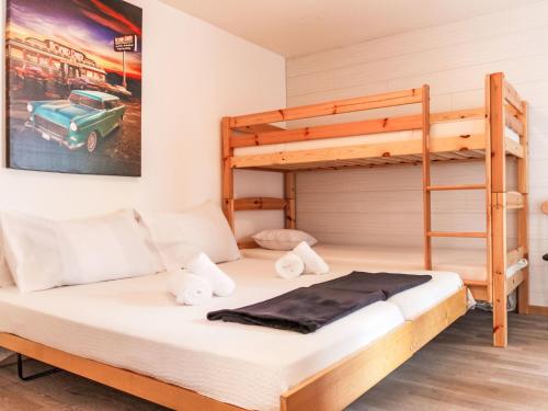 Apartment Les Genets 124D by Interhome