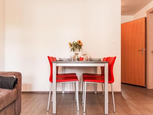 Apartment Les Genets 124D by Interhome