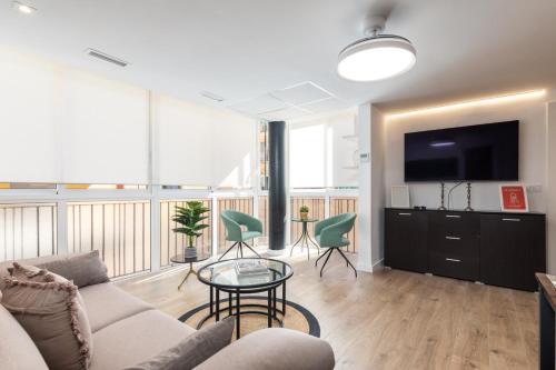 UrbanNest Apartment