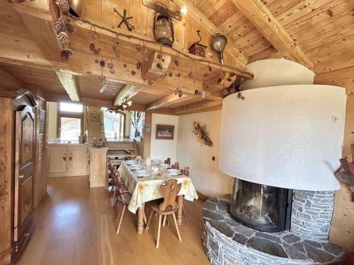 Appartement Duplex 2 pièces, 4 couchages, proche pistes de ski, garage, Demi-Quartier - FR-1-597-16