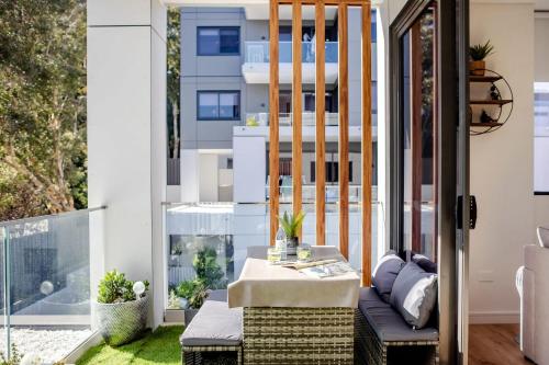 Ruang duduk di Scenic Wollongong Gem City Location with Rooftop