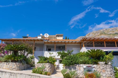 Apartments Djurkovic