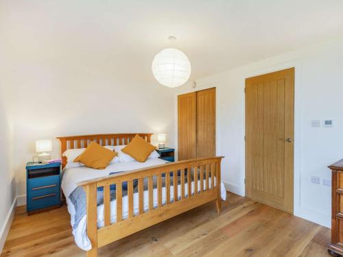 Ένα ή περισσότερα κρεβάτια σε δωμάτιο στο 1 Bed in Wembury 85355