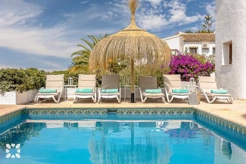 Villa Moba by Abahana Villas