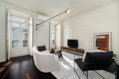 WHome Modern Retreat in Vibrant Bairro Alto