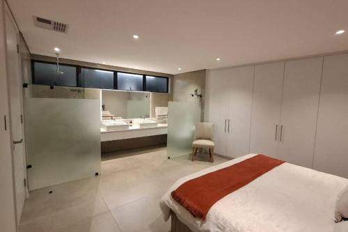 Ένα ή περισσότερα κρεβάτια σε δωμάτιο στο Modern 6 sleeper with seaviews