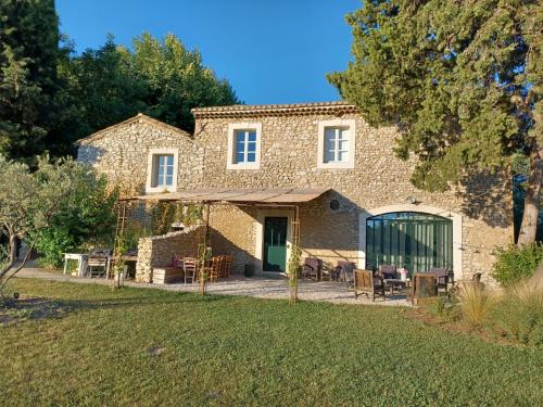 Το κτήριο όπου στεγάζεται  το bed & breakfast