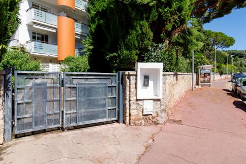 Studio très spacieux et Design LE BELLA Climatisé