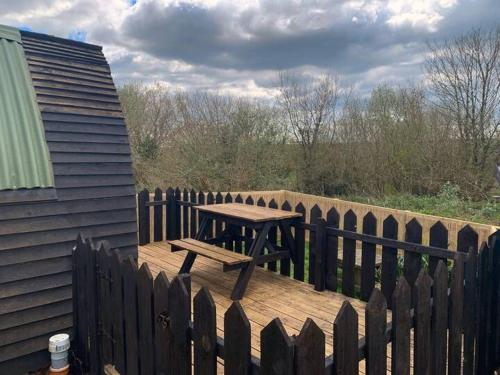 Imagen de la galería de Robin Nest - Cosy Shepherd's Hut Hideaway, en Callington