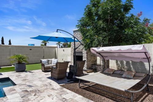 Πισίνα στο ή κοντά στο The Bridle is Right - *Heated Saltwater Pool*