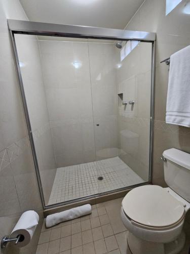 Koupelna v ubytování Hotel Maria Elena