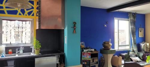 DUPLEX INTRA-MUROS calme & spacieux près du Palais des Papes