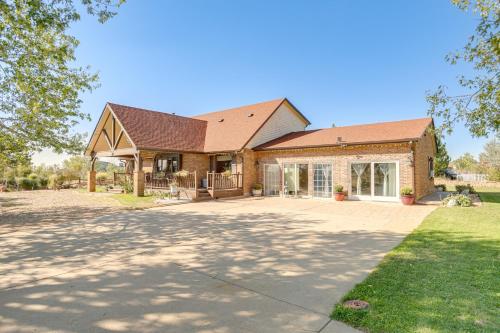 Gallery image of Scenic Aurora Studio on 3 Acres Easy 1-70 Access in Aurora