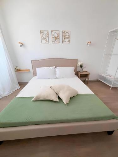 Essence Apartment