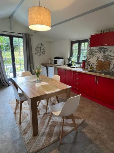 Η κουζίνα ή μικρή κουζίνα στο Cottage entier 4 pers - Cosy Atmosphere en bord de mer - 60 m2