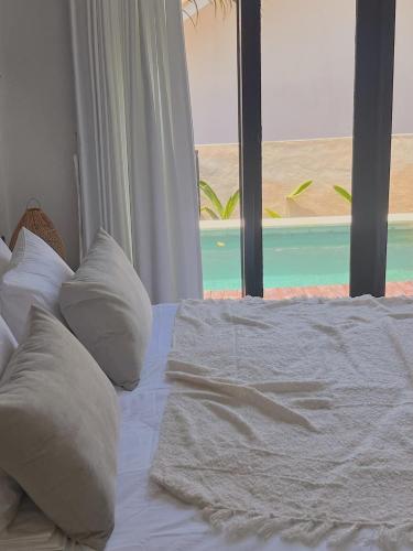 Katil atau katil-katil dalam bilik di Alajyra Villas LUXURY Villa Elisabeth