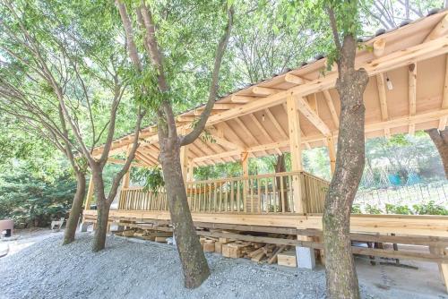 Κήπος έξω από το Pyeongchang Songnim Private Pension