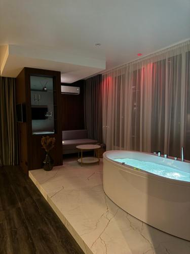 Fotografie z fotogalerie ubytování Be The One Hotel v Kyjevě