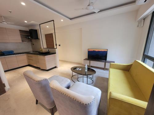 Televisyen dan/atau pusat hiburan di Lite Stays - Kurla West