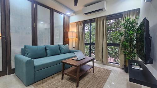 Televisyen dan/atau pusat hiburan di Lite Stays - Kurla West