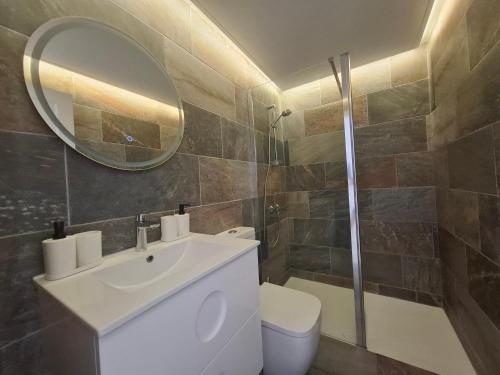 Golden SOLYMAR photo 3