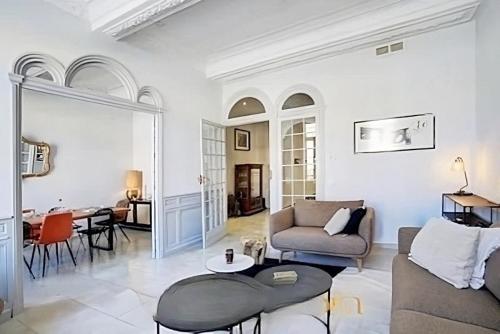 Le cadre royal avec piscine