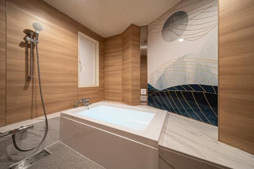 Koupelna v ubytování HOTEL X