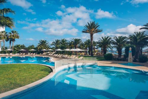 Bazén v ubytování Iberostar Selection Kantaoui Bay nebo v jeho okolí