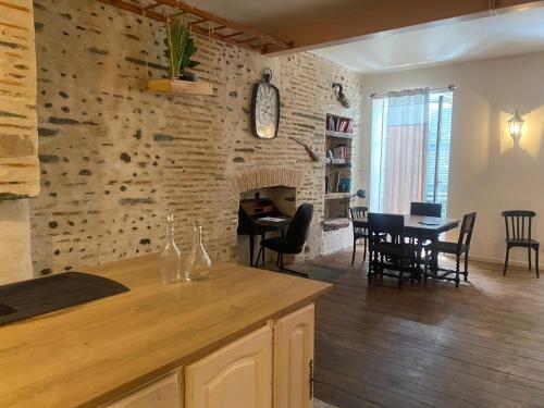 Appart sympa vintage centre ville 90m2