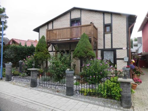 Το κτήριο όπου στεγάζεται  το δωμάτιο σε οικογενειακή κατοικία