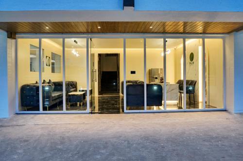 Mynd úr myndasafni af Palm Suites Baner- indian nationals only í Pune