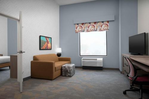 TV a/nebo společenská místnost v ubytování Home2 Suites By Hilton Chattanooga East Ridge