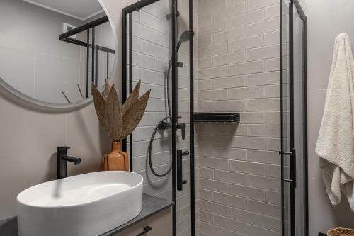 Ένα μπάνιο στο APARTIO ROOMS Zabrze