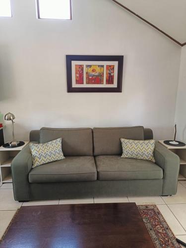 Gallery image of Kingbolt retreat guest house in Pretoria