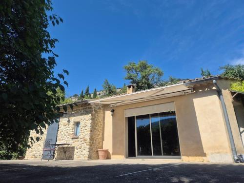Photo de la galerie de l'établissement Maison en Drôme Provençale, à Nyons