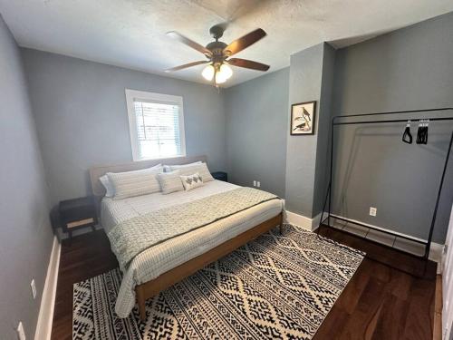 Photo de la galerie de l'établissement Cedar Street Retreat - Unit C, à Saint Augustine