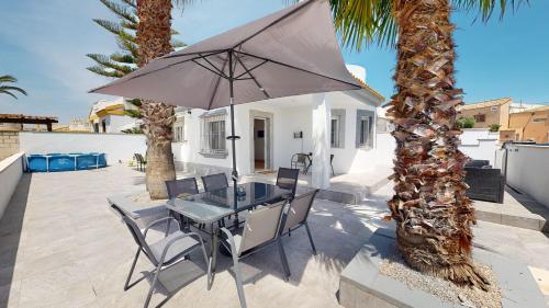 Sucina 3-Bed Villa Sleeps 6 & Pet Friendly