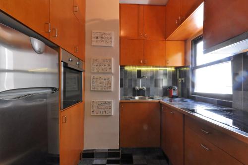Hidesign Athens Tube Luxury Apt in Kolonaki