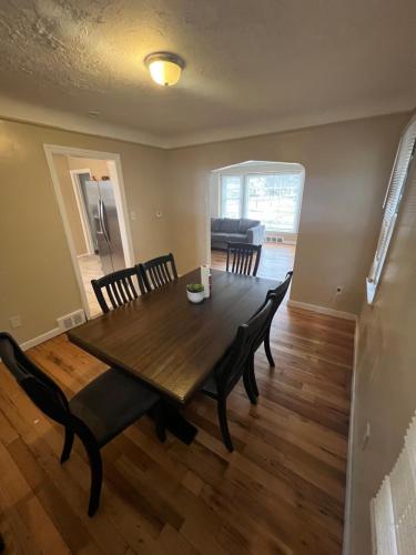 Χώρος καθιστικού στο Home away from Home