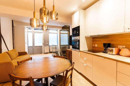 Loft 1 BR Marais, Notre Dame AC by LCC Agency