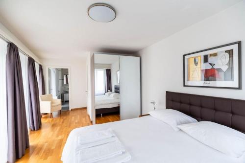 Nice 1 BR flat city center near lake - D7