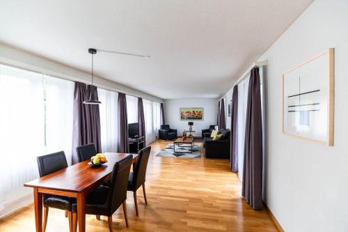 Nice 1 BR flat city center near lake - D7