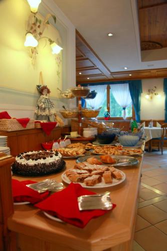 Jídlo v hotelu nebo okolí