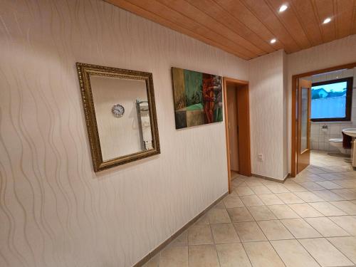 Koupelna v ubytování Ferienwohnung Kratzert Gütersloh 1-2 Schlafzimmer